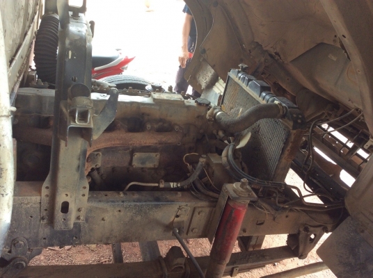 HINO 6ล้อ เครือง160 แรง พวงมาลัยพาว์เวอร์ ยาว 5.4 ม.ช่วงล่างใหญ่ เกียร์ใหญ่ ( 6 เกียร์เดินหน้า) รถพร้อมใช้งาน ขาย 390,000บาท ศุภากร( 081-1903107 ,081-4252943)