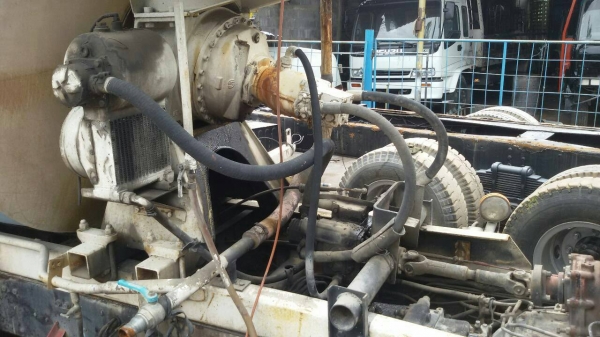 ขายรถโม่ปูนสิบล้อHINO  FS271L เครื่อง EK-100  260แรง 2 เพลา โม่ตรง  7 คิวเอกสารพร้อมโอนราคา 650,000 090-772-3710 090-772-3708