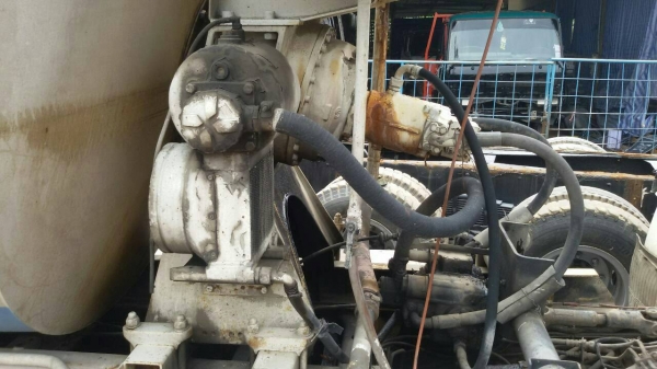 ขายรถโม่ปูนสิบล้อHINO  FS271L เครื่อง EK-100  260แรง 2 เพลา โม่ตรง  7 คิวเอกสารพร้อมโอนราคา 650,000 090-772-3710 090-772-3708