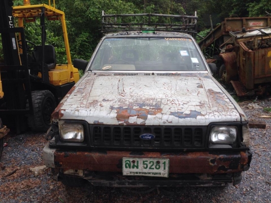 ขายรถกระบะฟอร์ดเครื่องอีซูซุ2800 เครื่องแน่น ทะเบียนขาดปี56 ขายถูก 39000 บาท