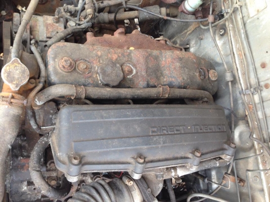 ขายรถกระบะฟอร์ดเครื่องอีซูซุ2800 เครื่องแน่น ทะเบียนขาดปี56 ขายถูก 39000 บาท