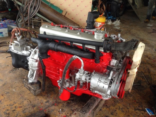 ขายเครื่องEH300 พร้อมเกียร์เครื่องแน่น พร้อมใช้ ไม่มีเลขครับ ขาย 45000 บาท