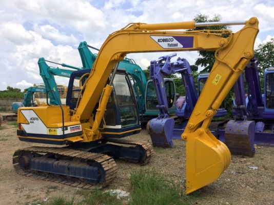 ขายรถขุด  KOBELCO SK60-1 มาคทรี  มีหลายคัน