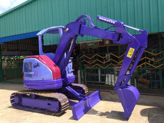 ขายรถขุด  คันเล็กๆ  มีหลายคัน