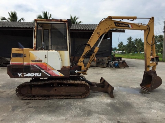 รถขุด YANMAR YB401U มีหัวเก๋ง นำเข้า มือสองญี่ปุ่น