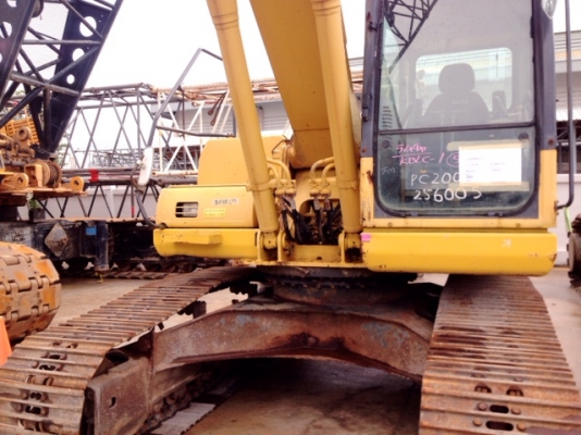 รถขุด Komatsu PC200-7#256005 นำเข้าจากญี่ปุ่น สนใจโทร. 080-6565422 (หนิง)