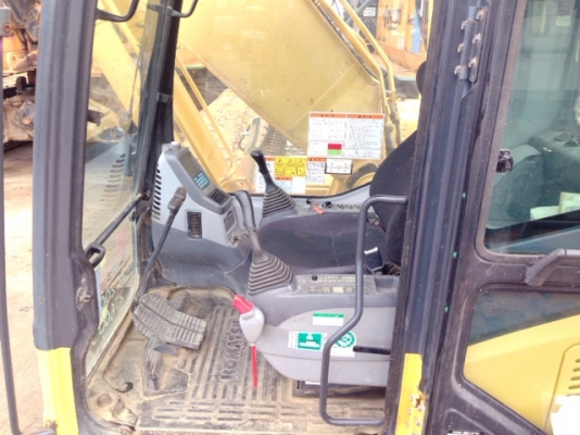 รถขุด Komatsu PC200-7#256005 นำเข้าจากญี่ปุ่น สนใจโทร. 080-6565422 (หนิง)