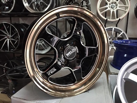 Weld ขอบ15 กว้าง7 et35 4รู100