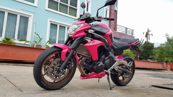 ER6N 2012 วิ่งน้อย สีสวยเนี้ยบ ไม่ล้ม ไม่ชน ไม่แปะ ขายถูกๆ ต่อรองได้ครับ