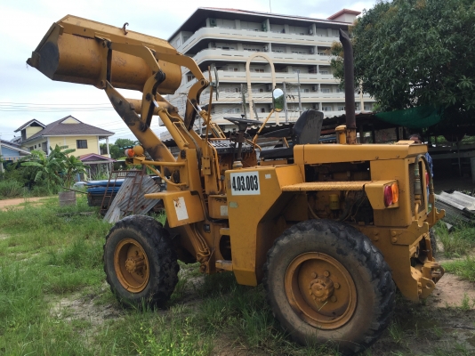 รถตัก มิตซู. ล้อยาง เอวอ่อน