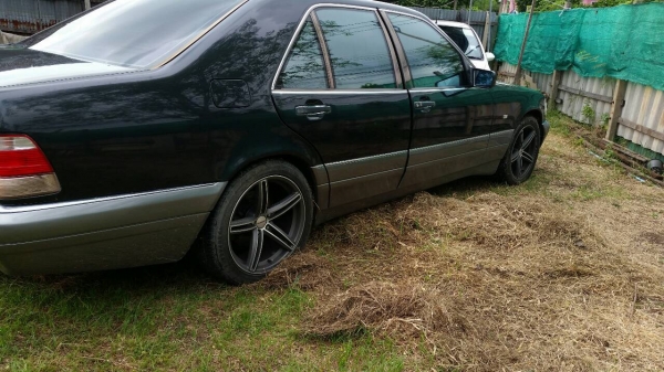 S-Class S320 ปี 96 รถสวยที่สุยในรุ่น แอร์เย็น ยางดี แม็กสวย ติดแก๊ส LPG หัวฉีด ออฟชั่น S500  รถอยู่รังสิต คลอง 2