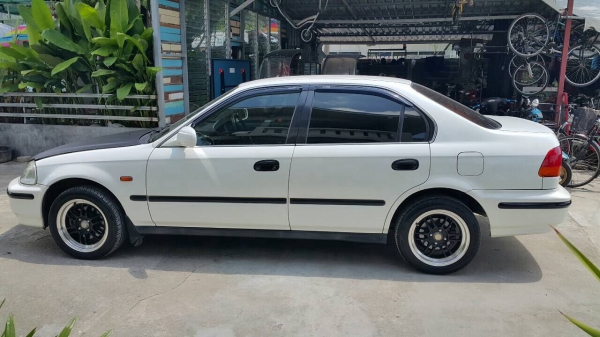 Honda civic1.6ปี96ตาโต Honda civic1.6ปี96ตาโต