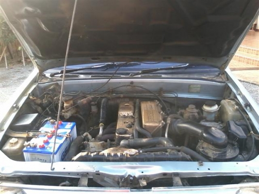 ขายอีซูซุ TFR ปี 35 เกียร์ธรรมดาพวงมาลัยเพาเวอร์แอร์เย็นเครื่อง 2500 ประหยัดน้ำมันภาษีเต็มเอกสารพร้อมโอน