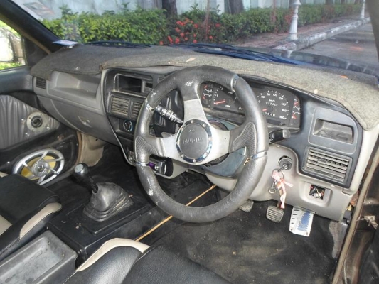 ขายตามสภาพ isuzu dragon 2000 2.5 ขายตามสภาพ isuzu dragon 2000 2.5