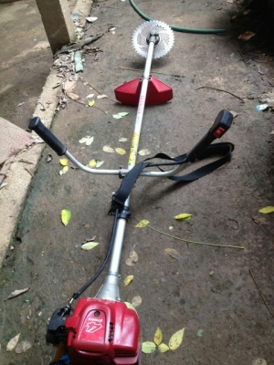 ขายเครื่องตัดหญ้า ฮอนด้า4จังหวะ