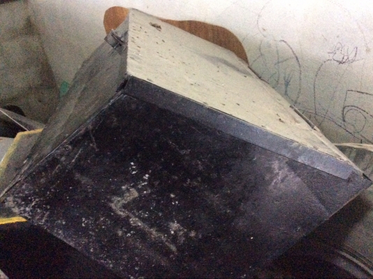 ขายเหมายางรถบรรทุกบริสโตน 6 เส้นพร้อมกะทะสภาพสวยครับ