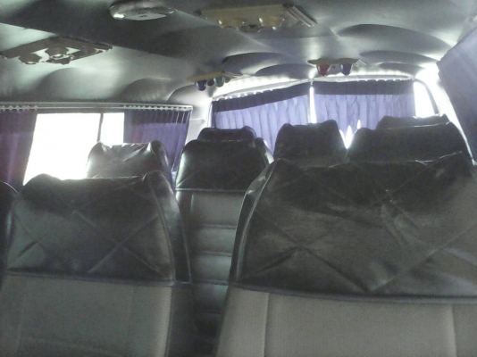 ฝากหกรถตู้ TOYOTA