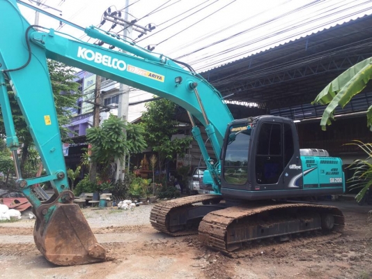 KOBELCO SK200-8 YN12 Super รถปี2011ใช้งานมา 3 ปี 4 เดือน ชัวโม6,xxx รถสีเดิมรถ สวย ใช้งานได้ดี ไม่มีน้ำมันรั่วแม้แต่หยดเดียวรับปะกัน  สนใจ 0890854790 ด่วน!!!!