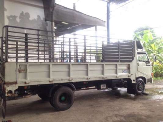 รถหกล้อ FC2W5 HINO 5.5 เมตร ใช้งานได้