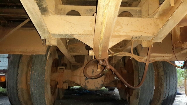 ขายด่วนISUZUรถสิบล้อเทรนเลอร์ขึ้นรถเกี่ยวมีหางพับพร้อมทะเบียนท้ายลาดเยรคทิฟฟี่เพาเวอร์ราคาเบาๆโทร0856842587