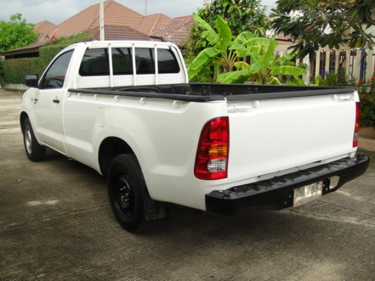 ........ขาย TOYOTA VIGO ปี2007 สีขาว เครื่องดีเซลD4D TURBO.........