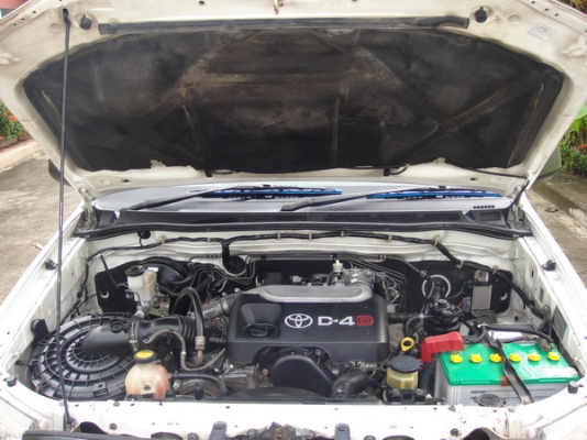 ........ขาย TOYOTA VIGO ปี2007 สีขาว เครื่องดีเซลD4D TURBO.........