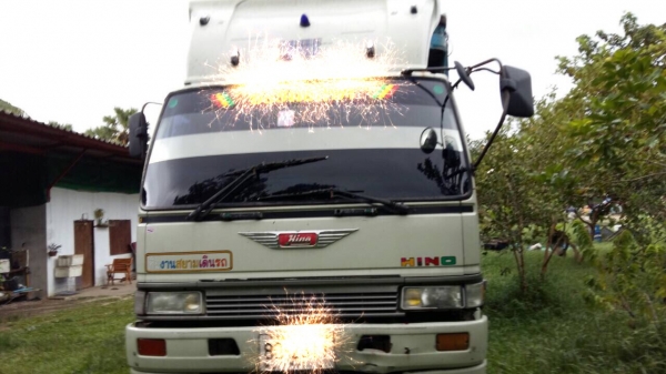 10ล้อเพลาเดียว195แรง..FL3HNLA ปี2539 กระบะคอกเหล็ก รถสวย....