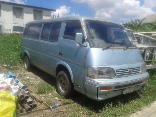 รถตู้ไทยรุ่ง