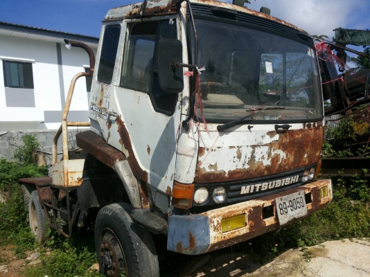 10ล้อหัวลากแท้ๆ2เพลา 220แรง ฟูโซ่ FN527M-TG......10สปีด รถจิดไว้เฉยๆ