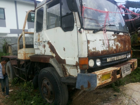 10ล้อหัวลากแท้ๆ2เพลา 220แรง ฟูโซ่ FN527M-TG......10สปีด รถจิดไว้เฉยๆ