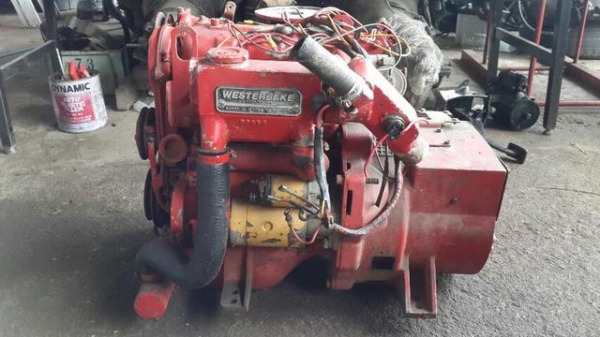 เครื่องปั่นไฟ ในเรือยอชท์ ตามสภาพ