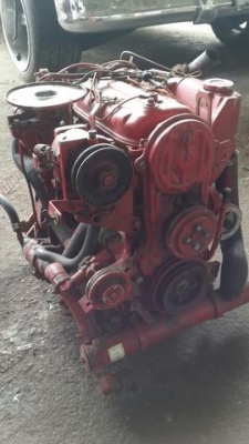 เครื่องปั่นไฟ ในเรือยอชท์ ตามสภาพ เครื่องปั่นไฟ ในเรือยอชท์ ตามสภาพ