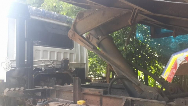 ขาย6ล้อยาง900 มิตซูฟูโซ่ FUSO165 แชชซีสวยมาก กระบะสวย พ.เพาเวอร์เบรคทิ๊ฟฟี่ แอร์ หัวเดิม ใช้งานได้ปกติ