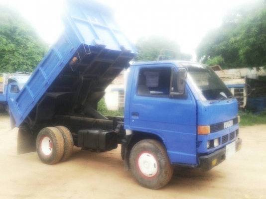 ขาย6ล้อดัมพ์กระป๋อง อีซูซุNKR100ฝาดำแชชซีสวยเครื่องดี กระบะสวย เอกสารเล่มทะเบียนพร้อมชุดโอน