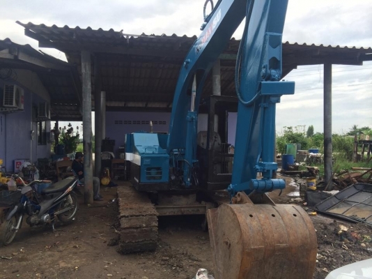 ขายKOMATSU 10HT สภาพสวย พร้อมใช้งาน เครื่องดี ช่วงล่างดี ใบแทร็กเต็ม ราคาต่อรองได้