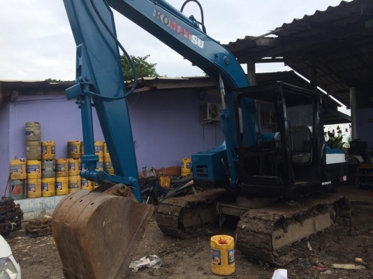 ขายKOMATSU 10HT สภาพสวย พร้อมใช้งาน เครื่องดี ช่วงล่างดี ใบแทร็กเต็ม ราคาต่อรองได้