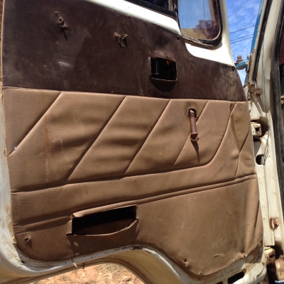 ขายรถบรรทุก 10 ล้อดัมพ์ ISUZU ROCKY 240 แรงม้าตัวแรก ราคา 750000