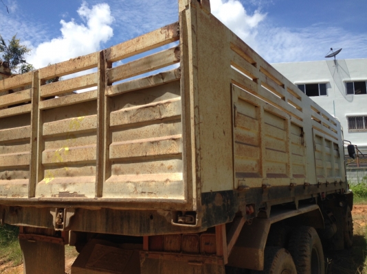 ขายรถบรรทุก 10 ล้อดัมพ์ ISUZU ROCKY 240 แรงม้าตัวแรก ราคา 750000