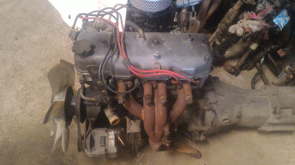 ขายเครื่องยนต์มาสด้าแฟมิเลีย 1400 พร้อมใช้