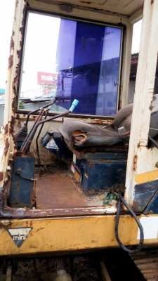 ขายรถแบคโฮ KOMATSU PC40-6 ราคา 210000