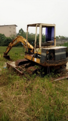 ขายรถแบคโฮ KOMATSU PC40-6 ราคา 210000