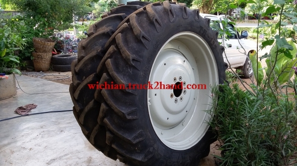 ขายแล้ว ขอบคุณลูกค้าจากสระบุรีมากครับ ยางหลังรถไถฟอร์ด หน้าแคบ13.6-38พร้อมกะทะล้อ ถอด\%เก่านอกสภาพสวยมากคู่ละ25,000บาท.