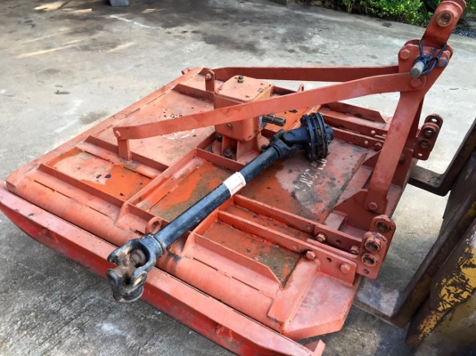 ขายเครื่องตัดหญ้า1.20ม. พร้อมยอย สภาพดีพร้อมใช้งาน