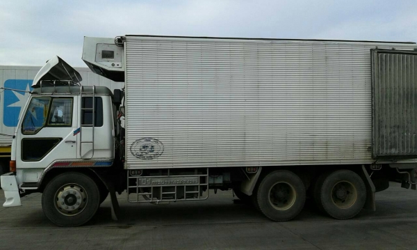 สิบล้อ มิตรซู ไอ้หลง FN 516M 6D17-220เพาเดียว บรรทุกตู้สะแตลเรส สวยๆสภาพดี พร้อมใช้ทะเบียนพร้อมโอน สิบล้อ มิตรซู ไอ้หลง FN 516M 6D17-220เพาเดียว บรรทุกตู้สะแตลเรส สวยๆสภาพดี พร้อมใช้ทะเบียนพร้อมโอน