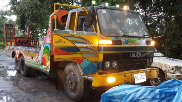 ขายด่วนสิบล้อISUZUหาวขึ้นรถเกี่ยวข้าวพับไฮโดรลิคทะเบียนท้ายลาดเบรคทิฟฟี่เพาเวอร์โทร0856842587