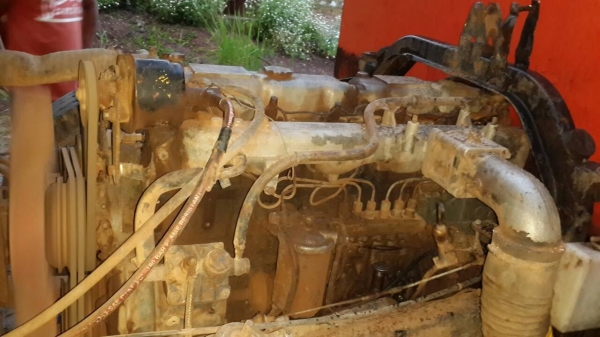 ขายด่วนสิบล้อISUZUหาวขึ้นรถเกี่ยวข้าวพับไฮโดรลิคทะเบียนท้ายลาดเบรคทิฟฟี่เพาเวอร์โทร0856842587