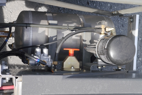 ดาวน์น้อยผ่อนนาน 5 ปี รถบรรทุกขนาดใหญ่ SINOTRUK A7 6X4 380 แรงม้า ตอบสนองทุกการขนส่ง