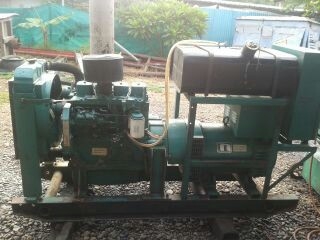 ขายเครื่องปั่นไฟ Cummins 4b ไดร์ 30 Kva MADE IN ENGLAND ขายเครื่องปั่นไฟ Cummins 4b ไดร์ 30 Kva MADE IN ENGLAND