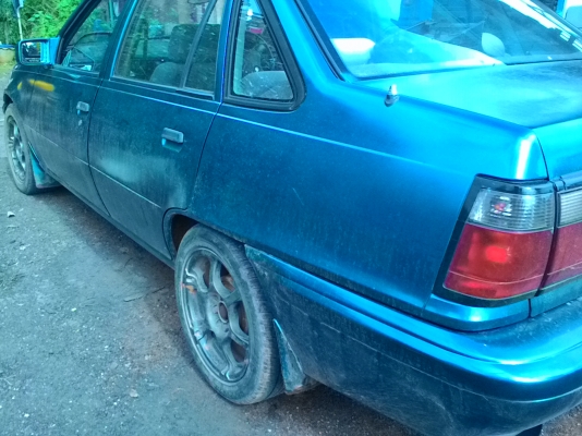 รถเก๋งวิ่งทางไกลสบายน้ำมัน+LPG