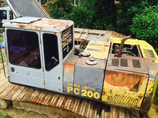 (รถมี3คัน)...PC200-5 คอนโทนสั้น1ยาว2..รถพร้อมใช้ สภาพดีใช้ได้....